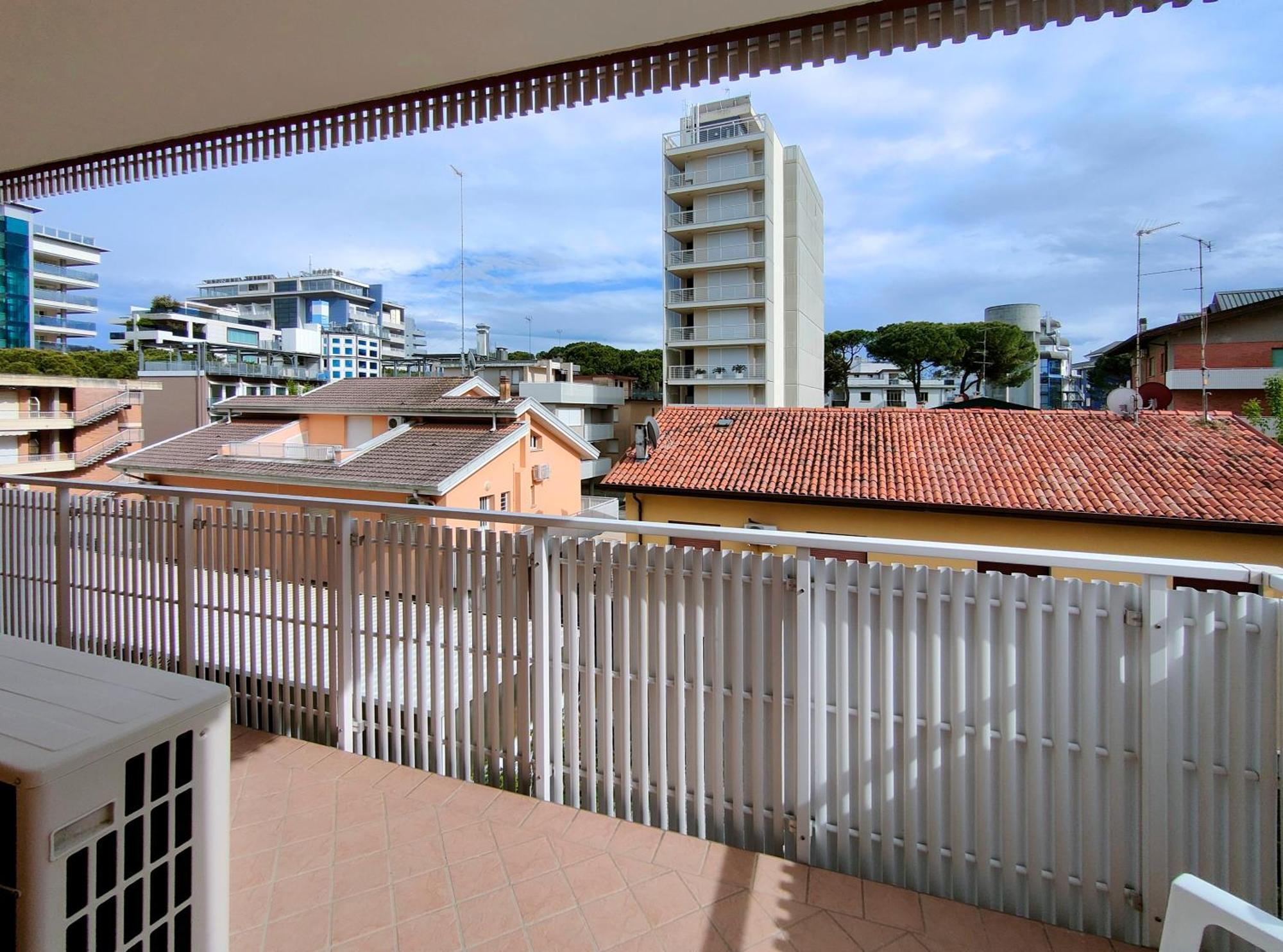 Casa Bivi 2 Lägenhet Lignano Sabbiadoro Exteriör bild