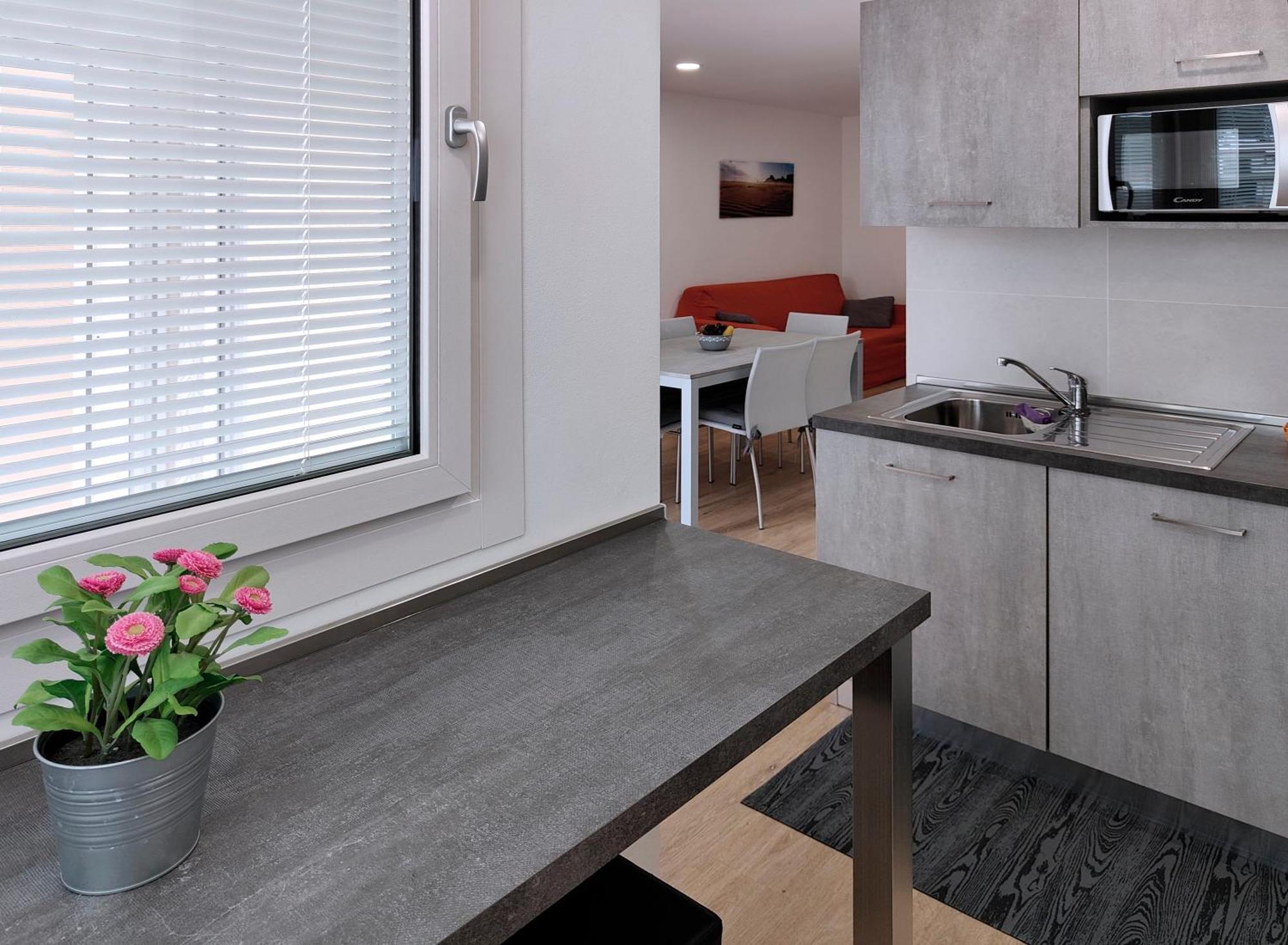 Casa Bivi 2 Lägenhet Lignano Sabbiadoro Exteriör bild